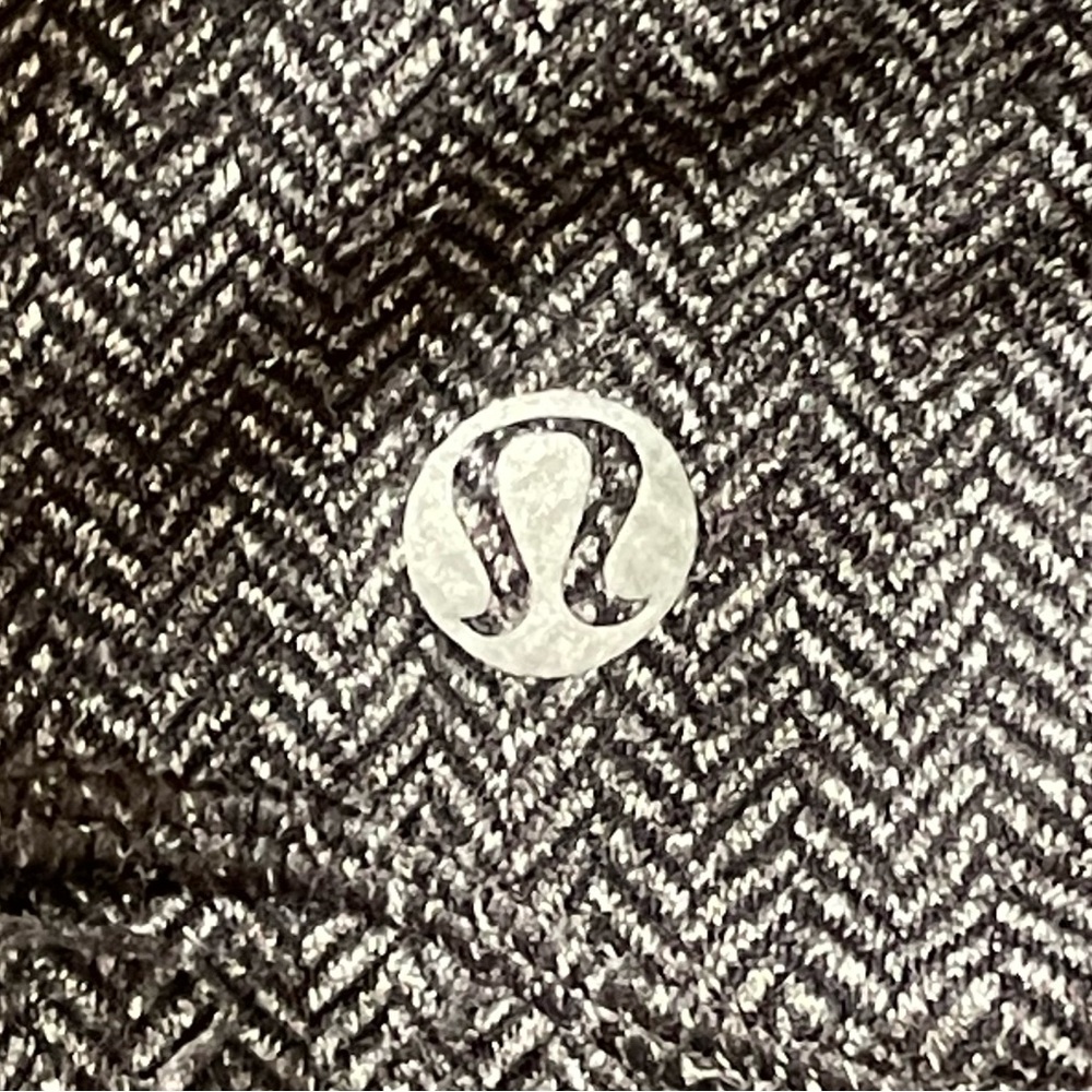 #103, Lululemon gray/ black tweed long sleeve 3/4 zip pullover top, size 10 - Picture 4 of 5